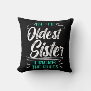 Älteste Schwester macht die Regeln zu einem lustig Kissen