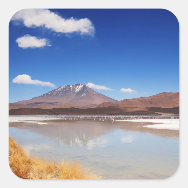 Altiplano Landschaft mit Vulkan in Bolivien Quadratischer Aufkleber (Vorderseite)