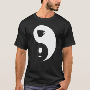 AM Coffee PM Win Yin und Yang T-Shirt