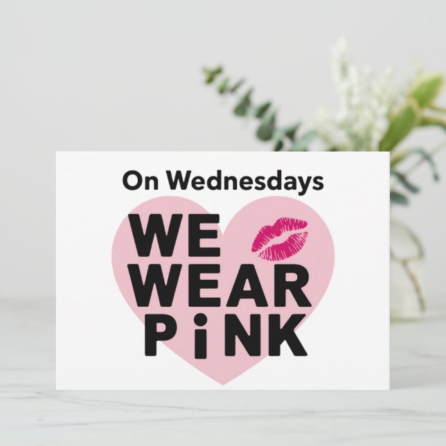 Am Mittwoch tragen wir rosa Funny Valentine Dankeskarte (Stehend Vorderseite)