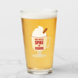 Am wahrscheinlichsten ist es, dass der Eggnog ins  Glas