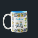 Amalfi Coast Lemons Vespa Zweifarbige Tasse<br><div class="desc">Schöne Aquarellbilder im Stil der Amalfi Küste,  blaue Vespa,  weiße und blaue Fliesen,  Zitronenbaum</div>