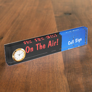 Amateurfunk-Rufzeichen auf Air & Clock Namensplakette