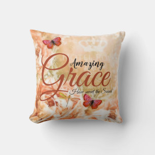 Amazing Grace Soft peach floral Kissen