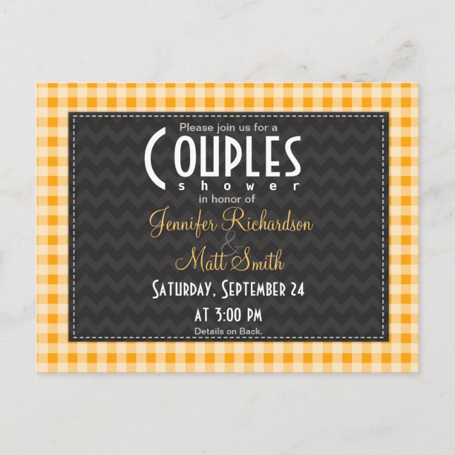 Amber Orange Gingham Couples Dusche Einladungspostkarte (Vorderseite)