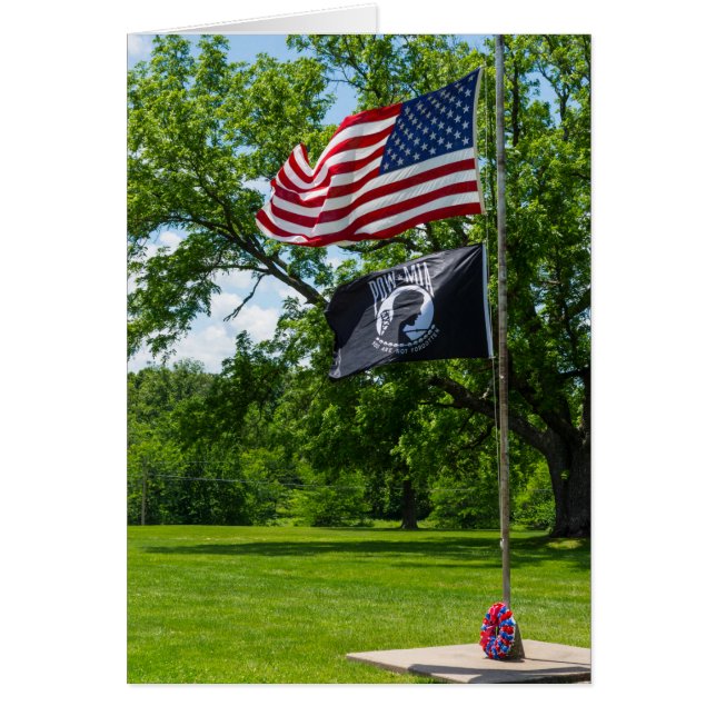 America And POW Flags (Vorne)
