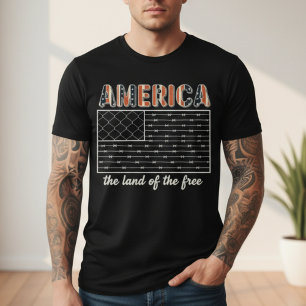 America Land of the Free Stacheldraht-Flagge T-Shirt