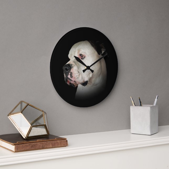 American Bull Dog Portrait Große Wanduhr (Büro)