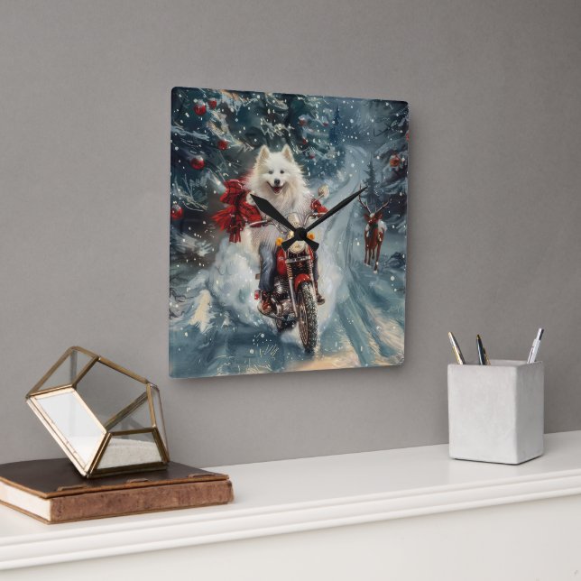 American Eskimo Dog Riding Motorrad Weihnachten Quadratische Wanduhr (Büro)