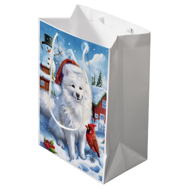 American Eskimo Dog Winter Wunderland Weihnachten Mittlere Geschenktüte (Vorderseite Schrägansicht)