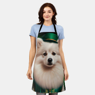 American Eskimo Hund in St. Patrick's Day Dress Schürze