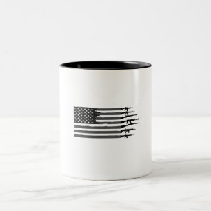 American Flag Guns - für Veteran, 4. Juli Zweifarbige Tasse