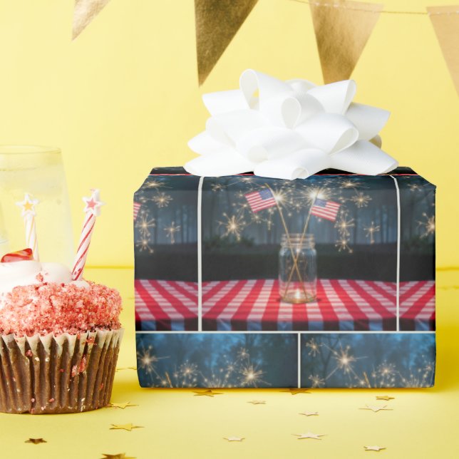 American Flags With Sparklers In a Mason Jar Geschenkpapier (Geburtstagsparty)