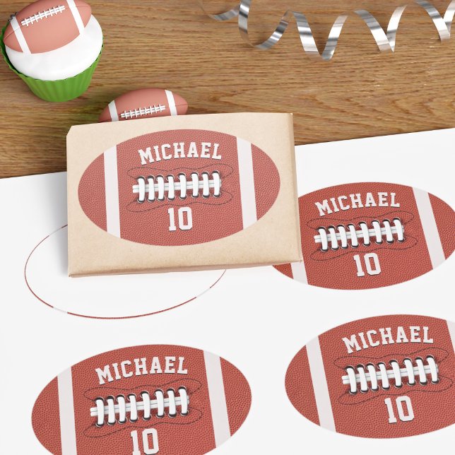 American Football Party Name Age Kindergeburtstag Ovaler Aufkleber (Fun football shaped oval stickers with space for a name and birthday age. Great for parties!)