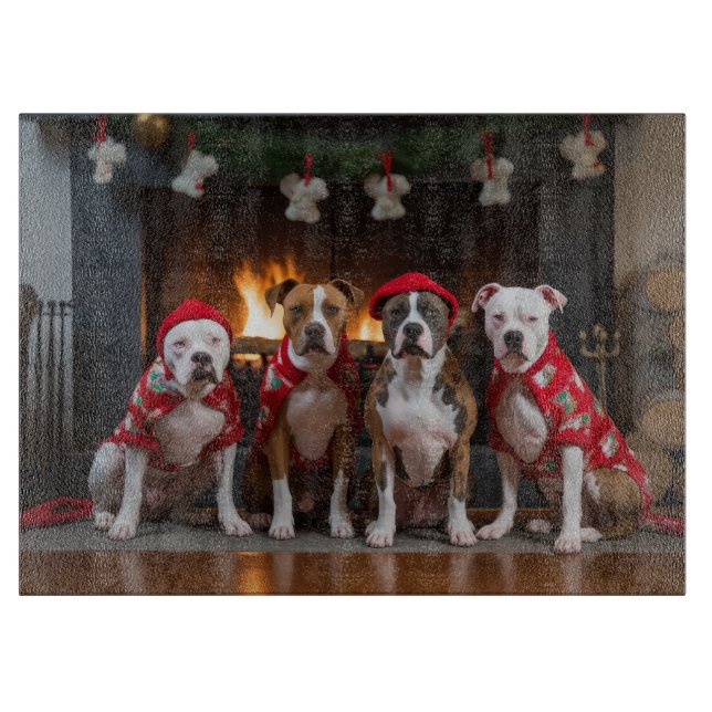 American Staffordshire by Fireplace Christmas Schneidebrett (Vorderseite)
