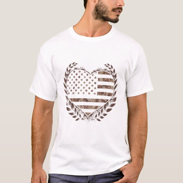 American USA Flag Camouflage Heart T-Shirt (Vorderseite)