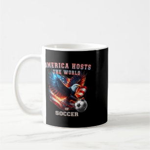 Amerika empfängt die Welt des Fußballs. Fußballfan Kaffeetasse