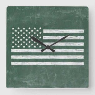 Amerika-Flagge Kreidetafel Kunst (Zeichnung Nr. 1) Quadratische Wanduhr