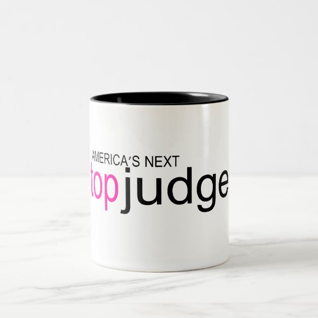 Amerikafolgender Spitzenrichter Zweifarbige Tasse (Mittel)