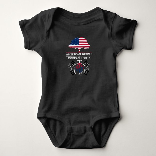 Amerikaner gewachsen mit Koreaner-Wurzel-   Baby Strampler (Vorderseite)
