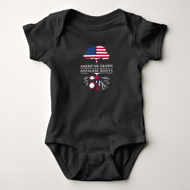 Amerikaner gewachsen mit Nepalese-Wurzel-   Baby Strampler (Vorderseite)