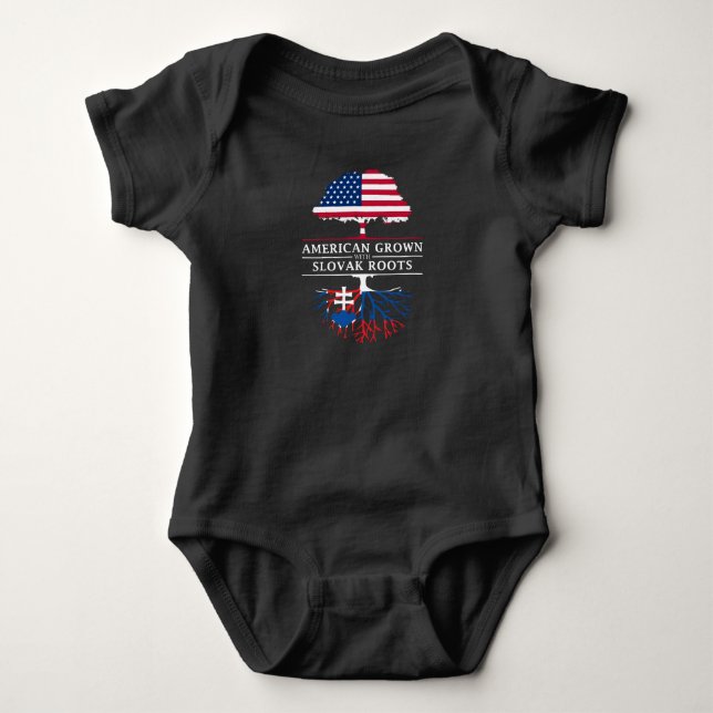 Amerikaner gewachsen mit slowakischem Wurzel-   Baby Strampler (Vorderseite)