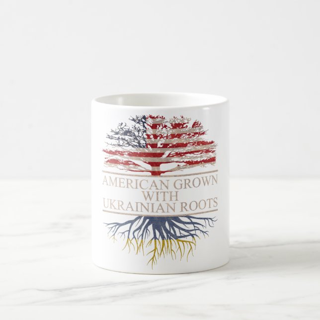 Amerikanisch gewachsen mit ukrainischen Wurzeln Kaffeetasse (Mittel)