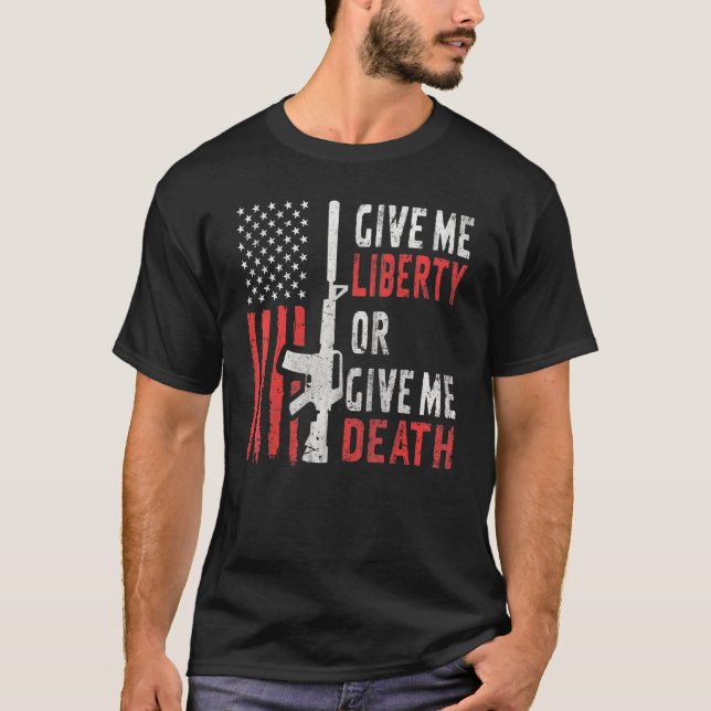 Amerikanische Adler geben mir Freiheit oder geben  T-Shirt (Vorderseite)