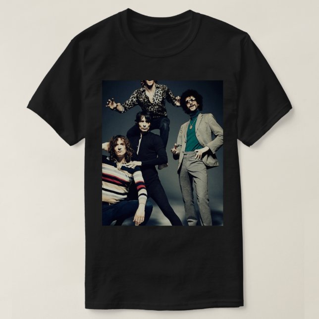 Amerikanische dunkle Band Graphic T-Shirt (Design vorne)