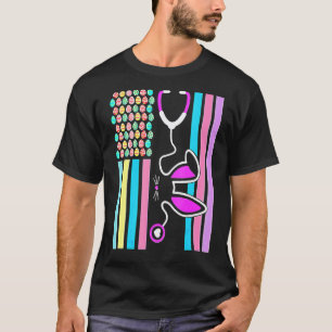 Amerikanische Eier Flagge Stethoskop Hase Krankens T-Shirt