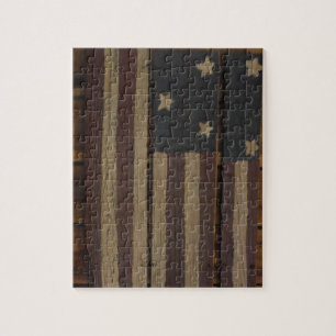 Amerikanische Flagge aus primitivem Holz