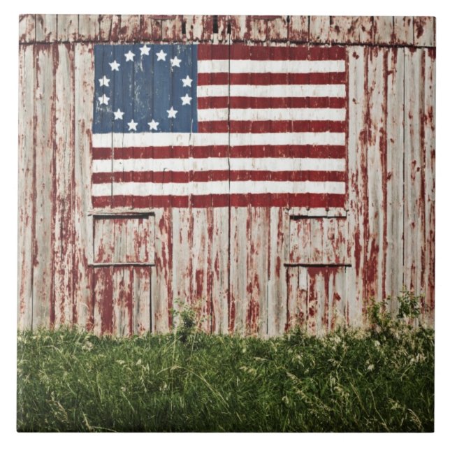 Amerikanische Flagge gemalt auf Scheune Fliese (Vorderseite)