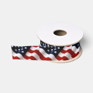 Amerikanische Flagge gewellt Ripsband