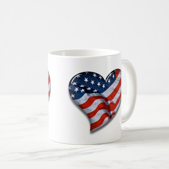 Amerikanische Flagge Herz Kaffeetasse (VorderseiteRechts)