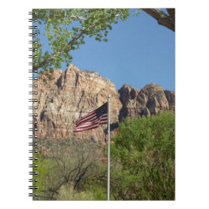 Amerikanische Flagge im Zion National Park II Notizblock