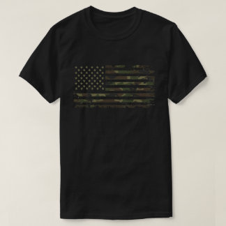 Amerikanische Flagge in militärischen Tarnfarben T-Shirt