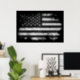 Amerikanische Flagge mit schwarzem und weißem Grun Poster (Home Office)