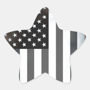 Amerikanische Flagge mit schwarzem und weißem Hint Stern-Aufkleber