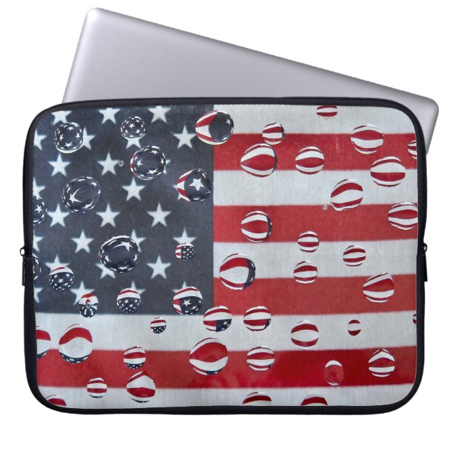 Amerikanische Flagge mit Wassertropfen Laptopschutzhülle (Vorderseite)