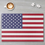 Amerikanische Flagge oder benutzerdefiniertes Bild<br><div class="desc">Passen Sie dieses Design an, laden Sie Ihr Bild hoch und erstellen Sie Ihr personalisiertes Jigsaw Puzzle. Sie können dieses Design auf anderen Zazzle-Produkten übertragen und an die meisten Zazzle-Produkte anpassen. Sie können auch auf die Schaltfläche CUSTOMIZE klicken, um Details wie Hintergrundfarbe, Text, Schriftart oder einige Grafiken hinzuzufügen, zu löschen...</div>