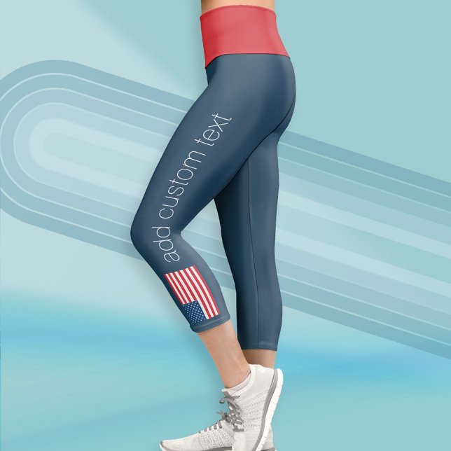 Amerikanische Flagge Red White Blue Moderner Text Capri Leggings (Custom Leggings)