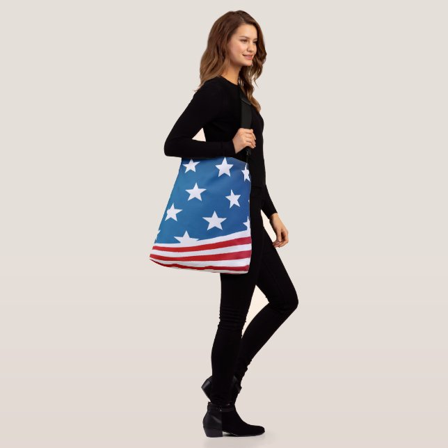 Amerikanische Flagge Tragetaschen Mit Langen Trägern (Am Model)