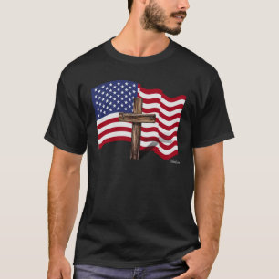 Amerikanische Flagge weht und raues Kreuz T-Shirt