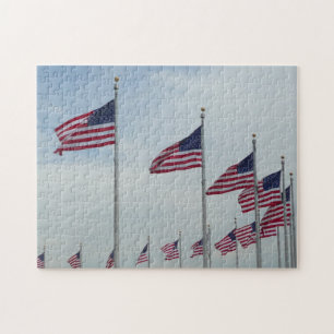 Amerikanische Flaggen am Washington Monument