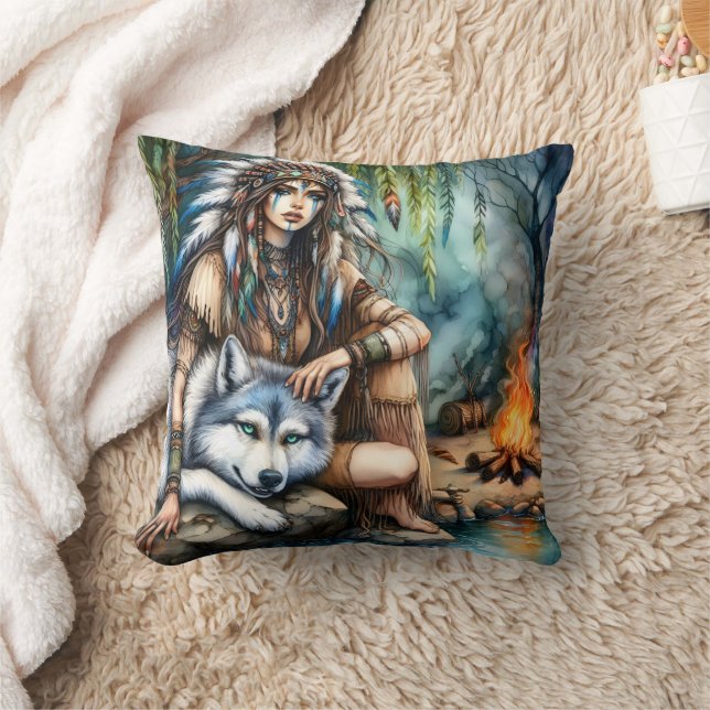 Amerikanische Indianerin am Campfire mit Wolf Kissen (Decke)