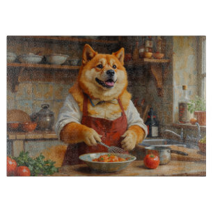 Amerikanischer Akita beim Kochen in der Küche Schneidebrett