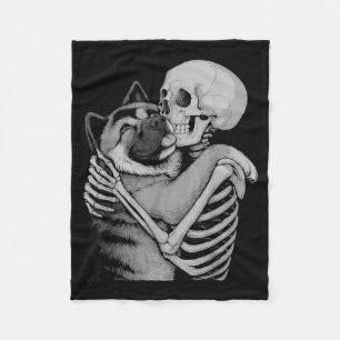 Amerikanischer Akita-Skelett-Umarmen-Halloween-Hun Fleecedecke
