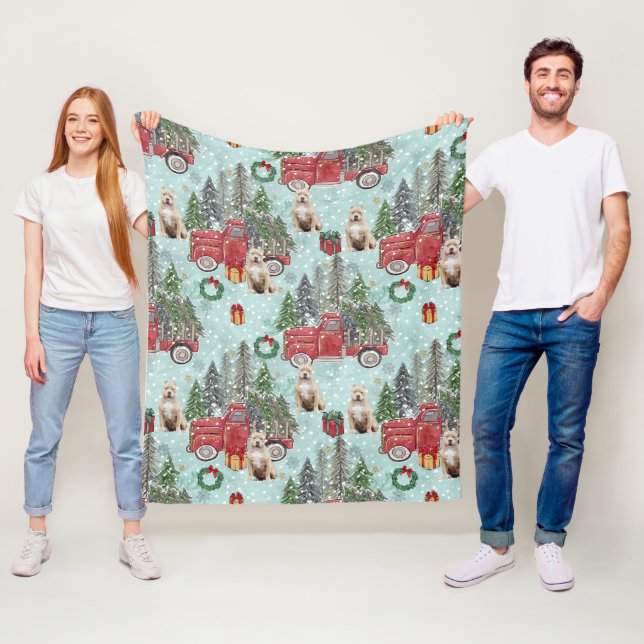 Amerikanischer Bullenhund Red Christmas Truck Fest Fleecedecke (Beispiel)