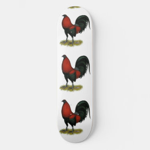 Amerikanischer Spielhahn Schwarz Rot Skateboard