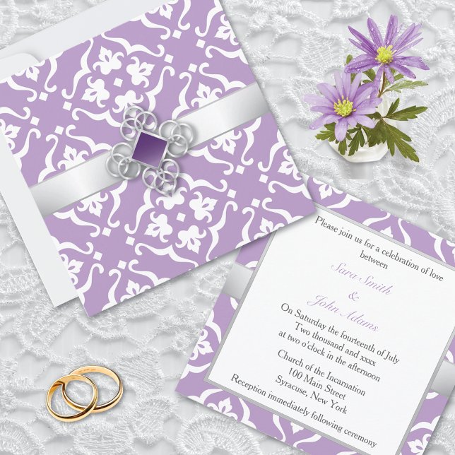 Amethyst Lily Damask Floral Wedding Einladung (Von Creator hochgeladen)